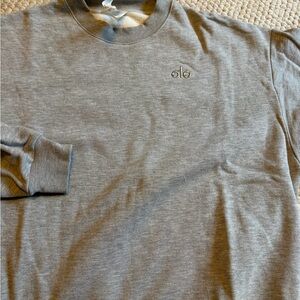 ALO Yoga Women’s Crewneck Sweatshirt in Gray